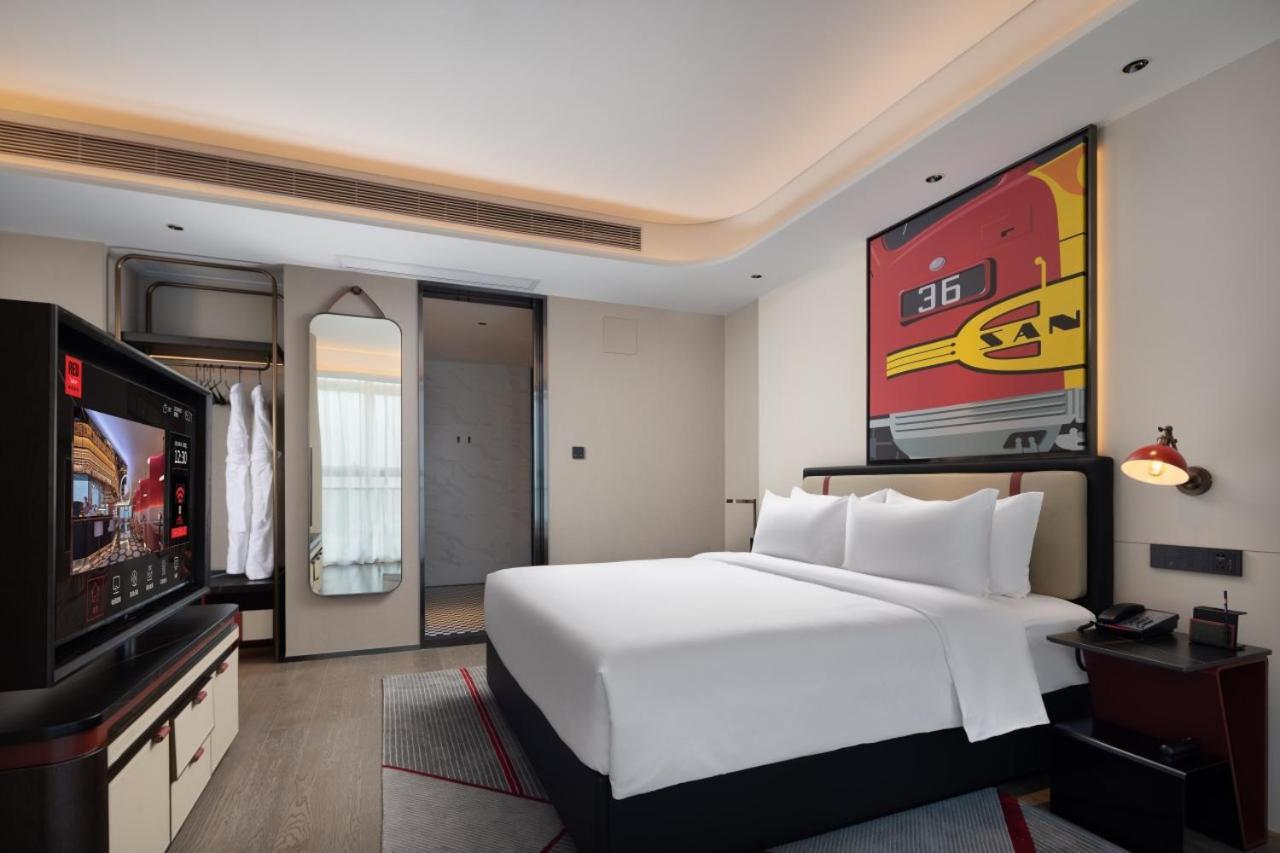 ホテル Radisson Red Guangzhou South Railway Station エクステリア 写真